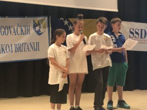 Magnificent meeting of BiH supplementary schools in Great Britain: HE DOESN'T HAVE BOSNIA FOR ME... IMG 5311 300x225