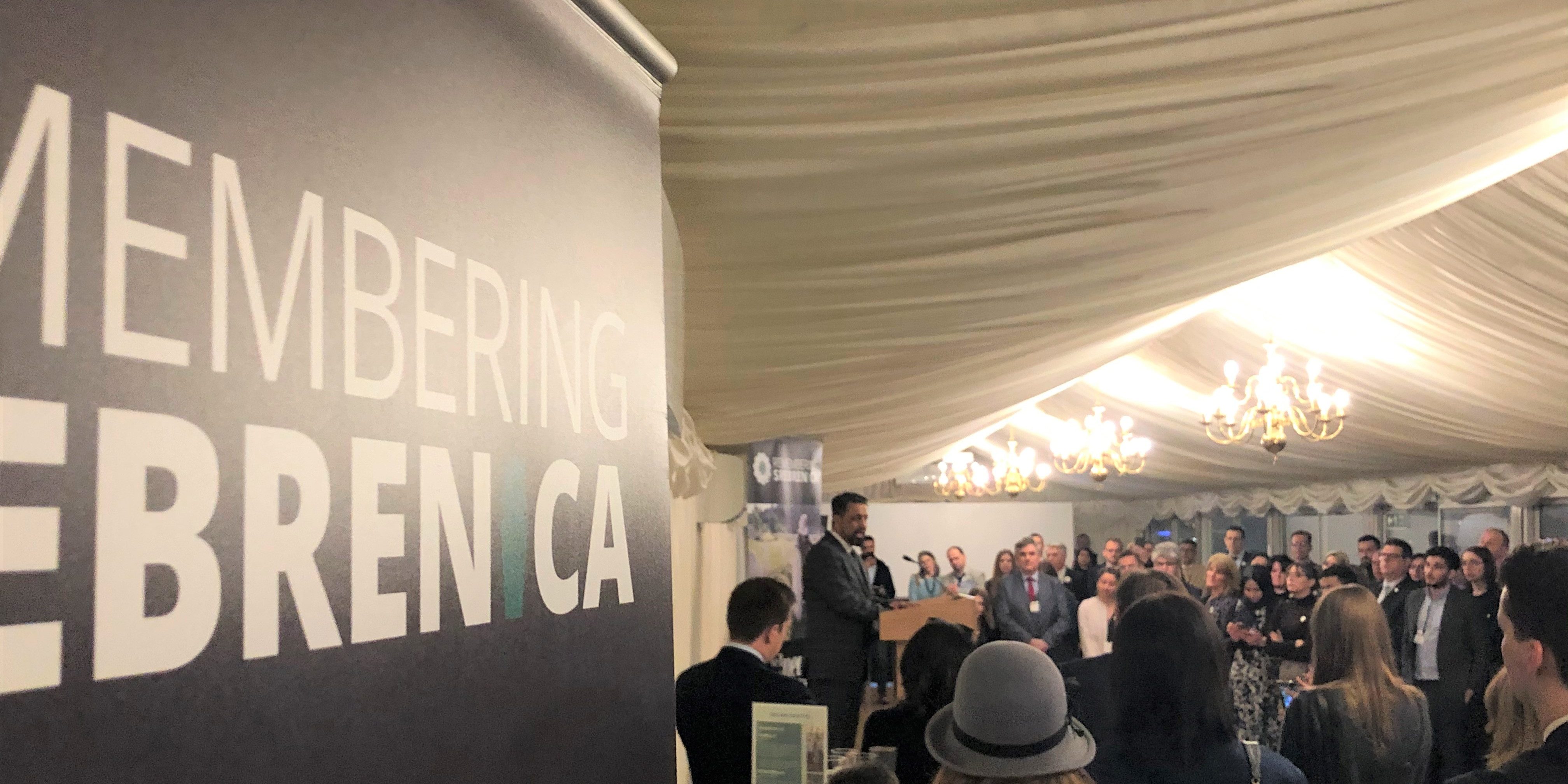 Završnim govorom, dr. Azmi Waqar, osnivač Remembering Srebrenica organizacije, se zahvalio svima koji su došli i podržali ovakav događaj.