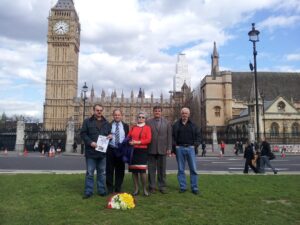 Graham Bamford burned himself on this day because of the war in Bosnia and Herzegovina 20130429 163922 300x225