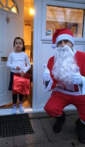 Santa Claus knocked on the doors of children in Coventry: along with gifts, he brought testimonials and thank you notes.. 12 174x300