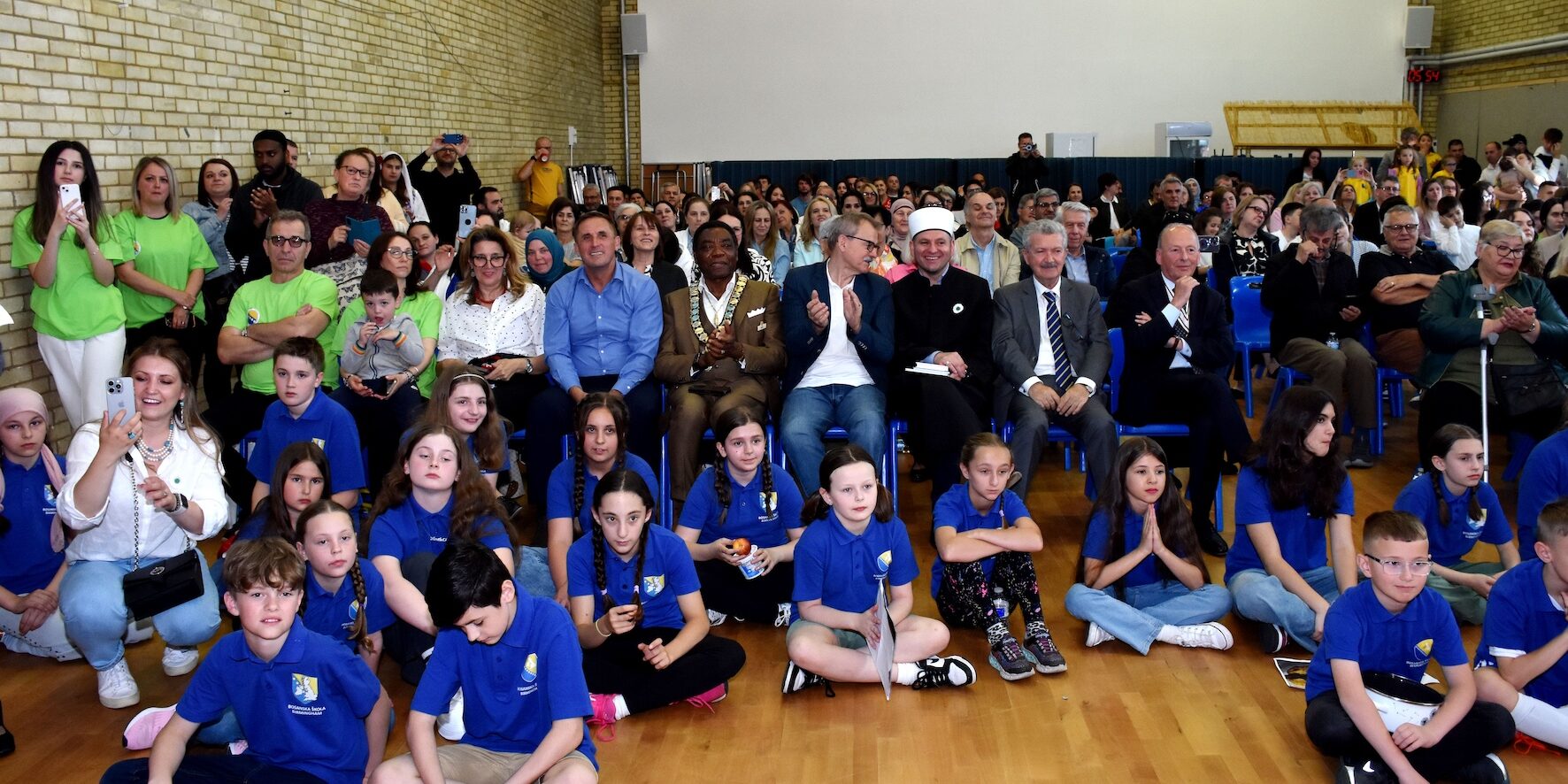 25 susret bh skola u UK